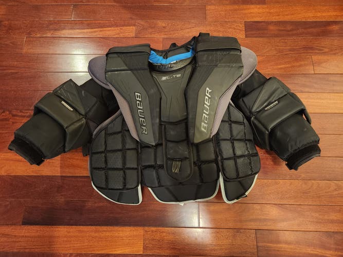 Used Medium Bauer Elite Goalie Chest Protector