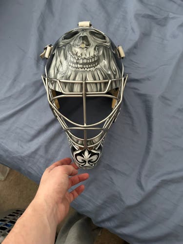Used  Goalie Mask