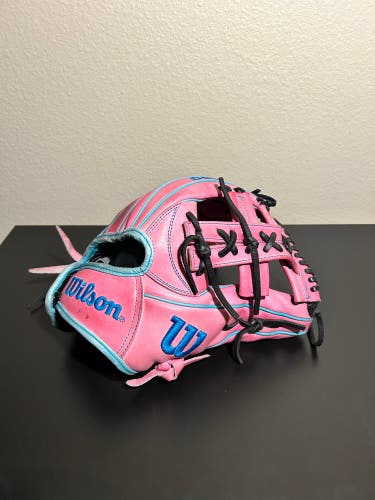 2022 Infield 11.75" A2000 Baseball Glove