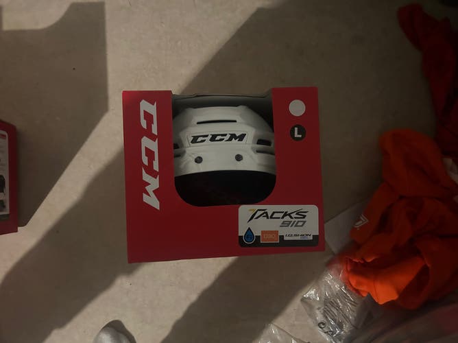 New Large CCM Tacks 910 Helmet (Trade For A Pair Of Bauer Skates)