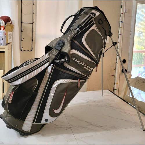 Nike Xtreme Sport Golf Bag With Double Shoulder Strap / Raincover