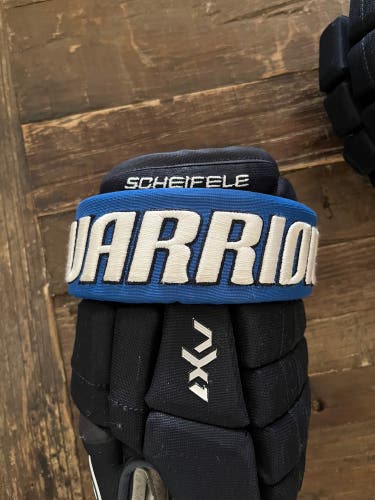 Used Warrior 13" Pro Stock AX1 Pro Gloves