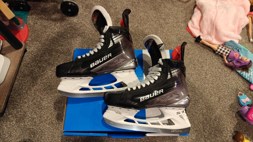 Senior New Bauer LTX Pro+ Hockey Skates Regular Width 7.5