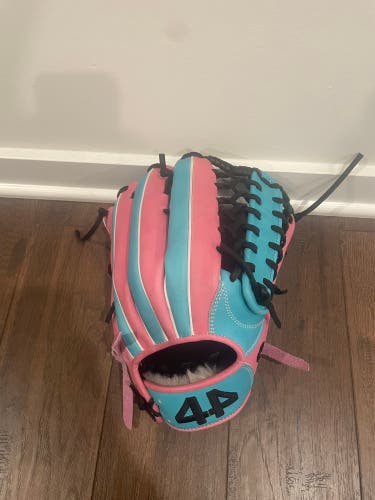 2022 Outfield 12.75" Signature Series Baseball Glove