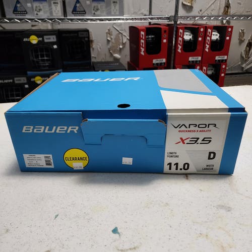 New Bauer Vapor X3.5 Hockey Skates Regular Width Senior Size 11