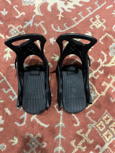 Women's Medium Burton Step On Snowboard Bindings