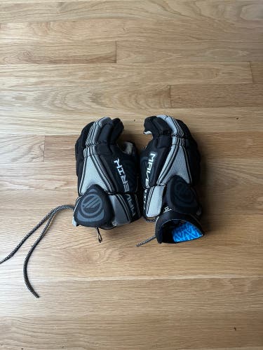 Maverik Charger Youth Lacrosse Gloves - Medium “12 - Black