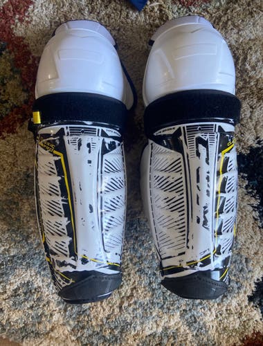 Used CCM 13" Tacks Classic Pro Shin Pads