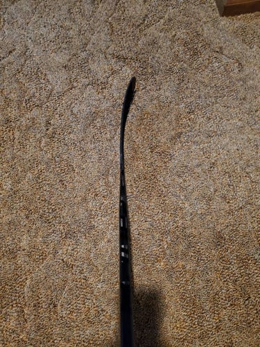 Senior Left Hand P92M Nexus Sync Hockey Stick