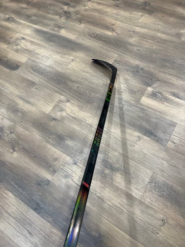*NEW* Senior RH FT Ghost Hockey Stick