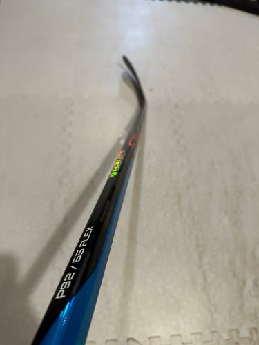 Intermediate Right Handed P92  Nexus Sync Hockey Stick