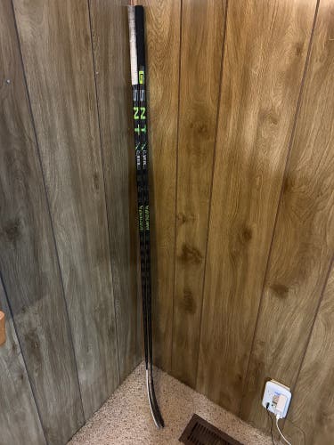 Intermediate Right Handed P92 Ag5nt Hockey Stick