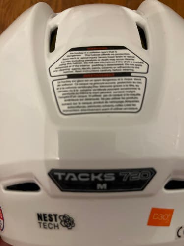 Used Medium CCM tacks 720 Helmet
