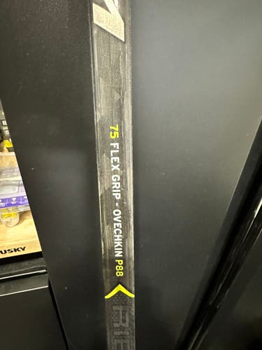 Senior Right Handed P88  RibCor Pro 3 PMT Hockey Stick