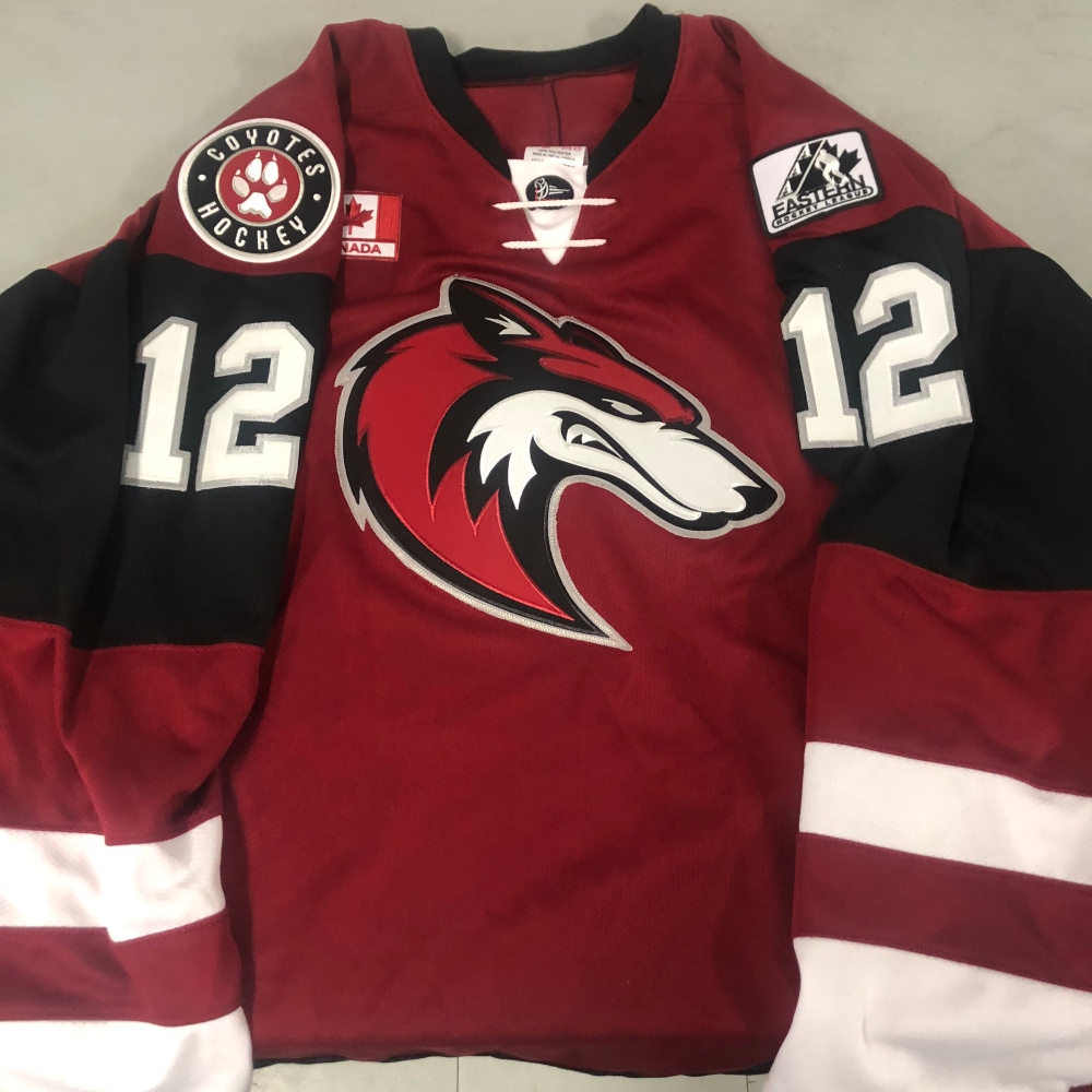 Coyotes XXL red game jersey #12