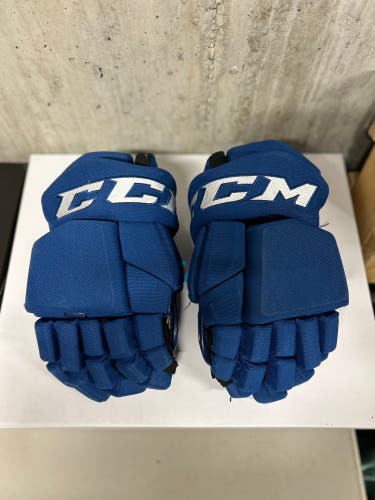 CCM Tacks Pro Stock HGTKPP Gloves (14” Royal Blue)