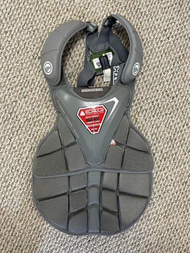 Medium Maverik Max Chest Protector