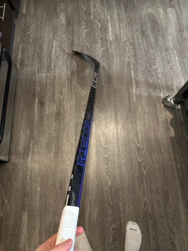 Senior Right Handed P90 Pro Stock RibCor Trigger 7 Pro Hockey Stick