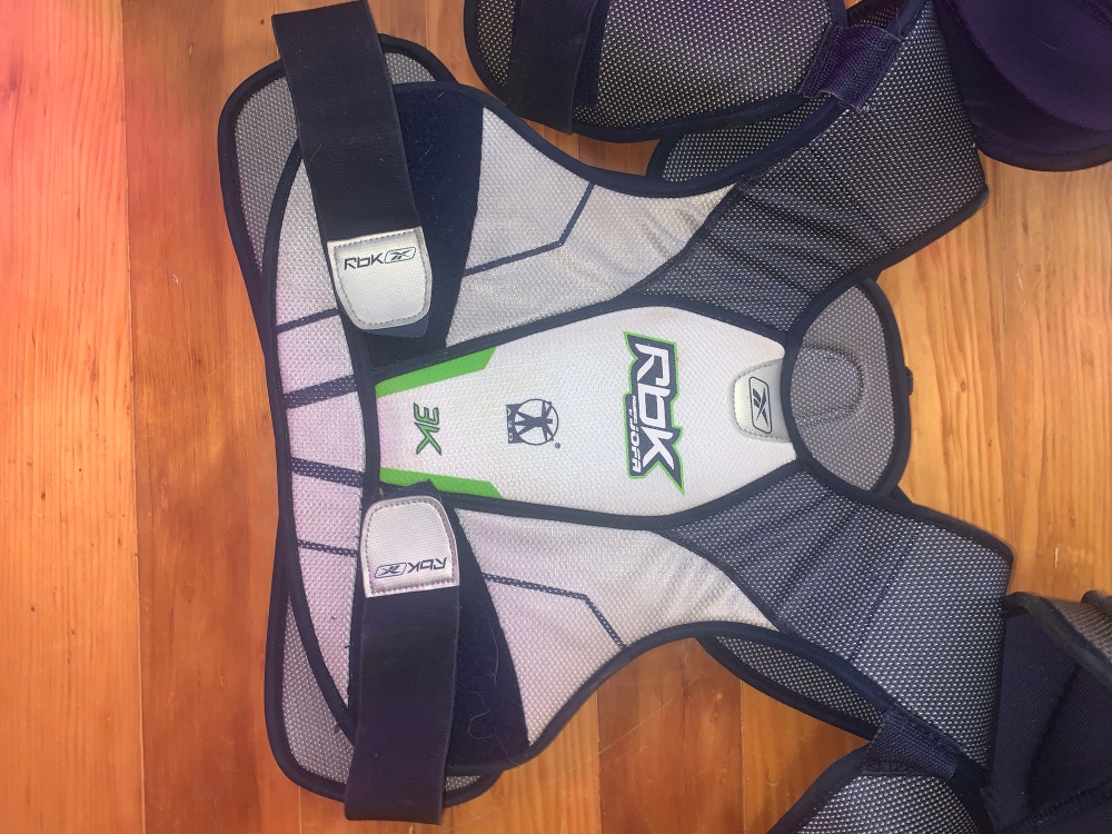 RBK White Shield Shoulder Pads by JOFA Large