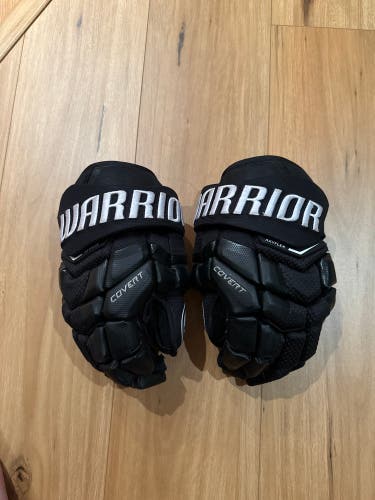 Warrior Covert QRL Hockey Glove