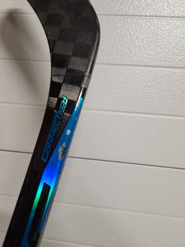 Used Senior Bauer Right Handed Nexus Sync Hockey Stick P92