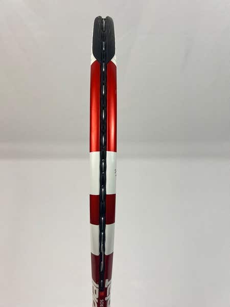 Babolat Aeropro Drive GT French Open 2011, 4 1/2 Excellent 9/10