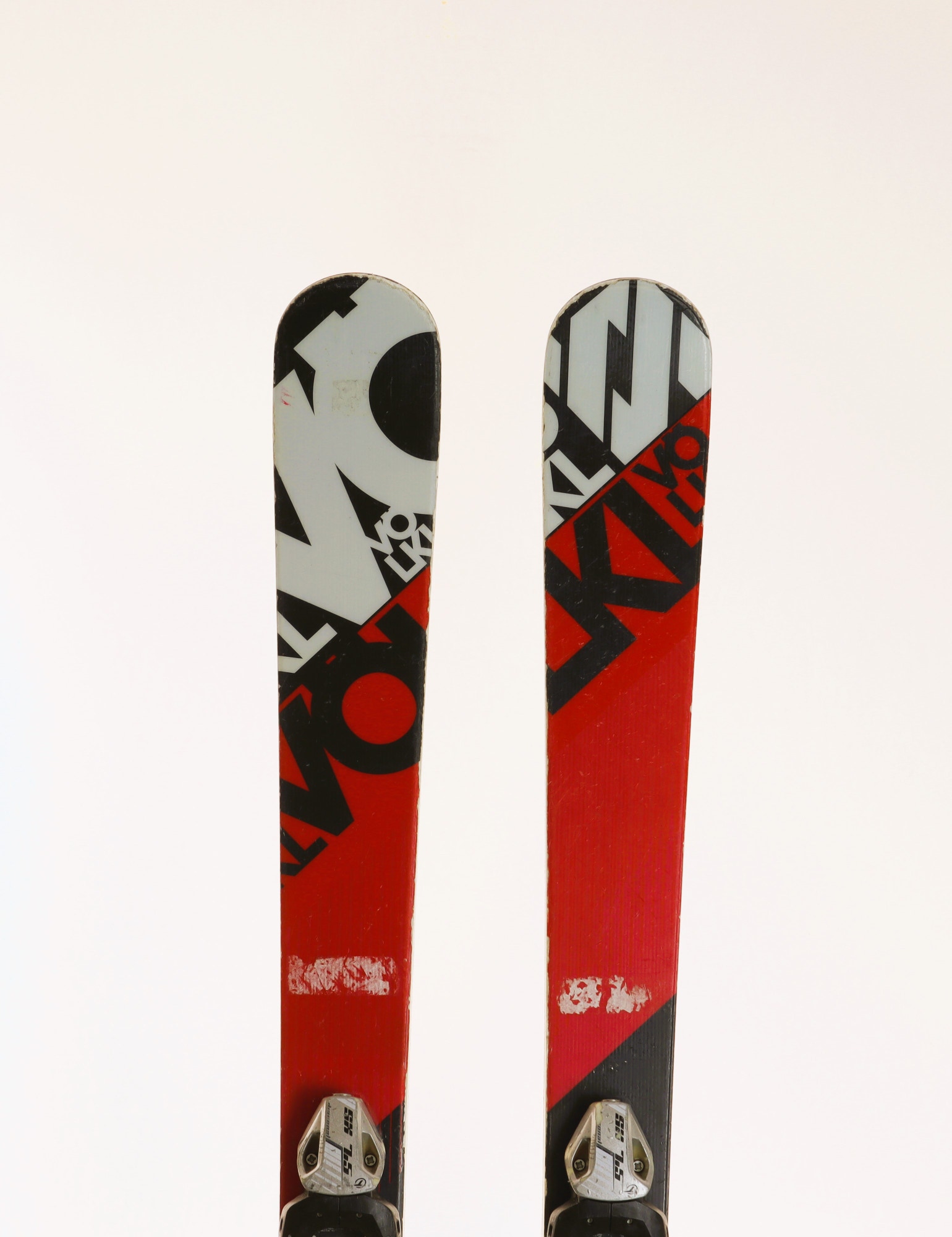 Used 2020 Volkl Mantra Jr. Demo Ski with Tyrolia SX 7.5 Bindings Size 148 (Option 231533)