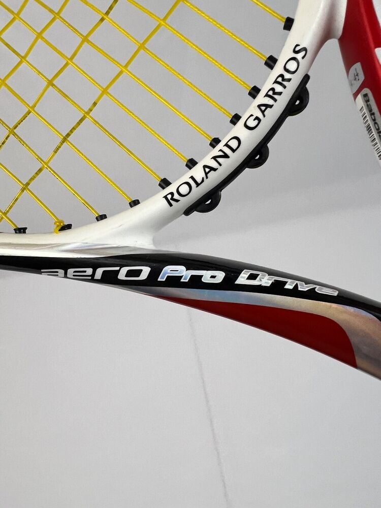 Babolat Aeropro Drive GT French Open 2011, 4 1/2 Excellent 9
