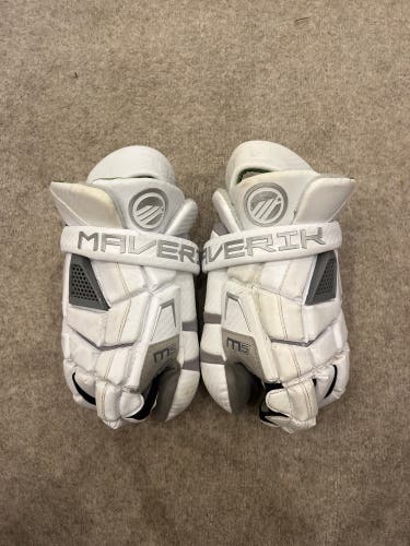 White Maverik M5 Goalie Gloves