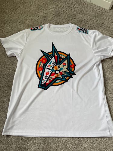 NHL Arizona Coyotes Jersey Shirt XL