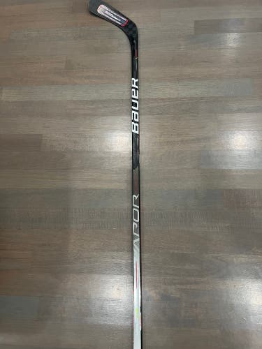 Senior Left Hand P92  Vapor Hyperlite Hockey Stick