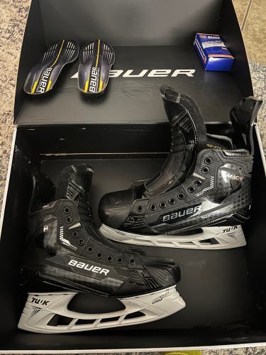 New Bauer Pro Stock 8.5 Supreme Mach Hockey Skates
