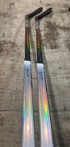 New! 2 Pack! 2x 70 Flex P28 Right Hand JetSpeed FT6 Pro (Chrome) Hockey Sticks
