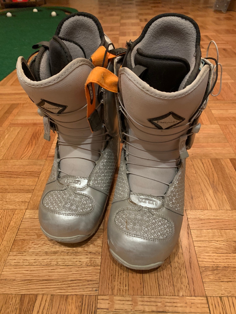 (Women's 8.0) Burton Emerald Snowboard Boots