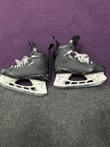 Senior Bauer  10 Supreme Mach Hockey Skates
