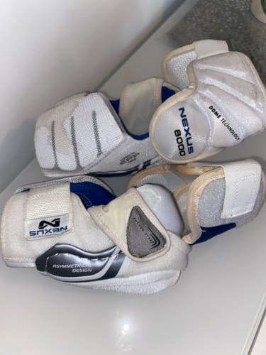 Senior Small Bauer  Nexus 8000 Elbow Pads