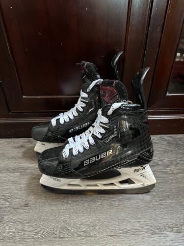 Bauer Mach Skates  Fit 2 Size 8 Only 2 Months Old