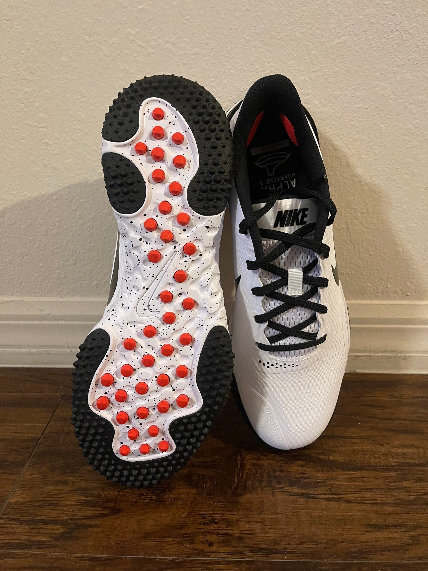 Nike Alpha Huarache Elite 3 Turf White/Black Size 10 CV3560  display picture 2