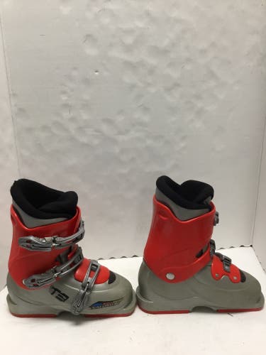22 Salomon T3 JR ski boots