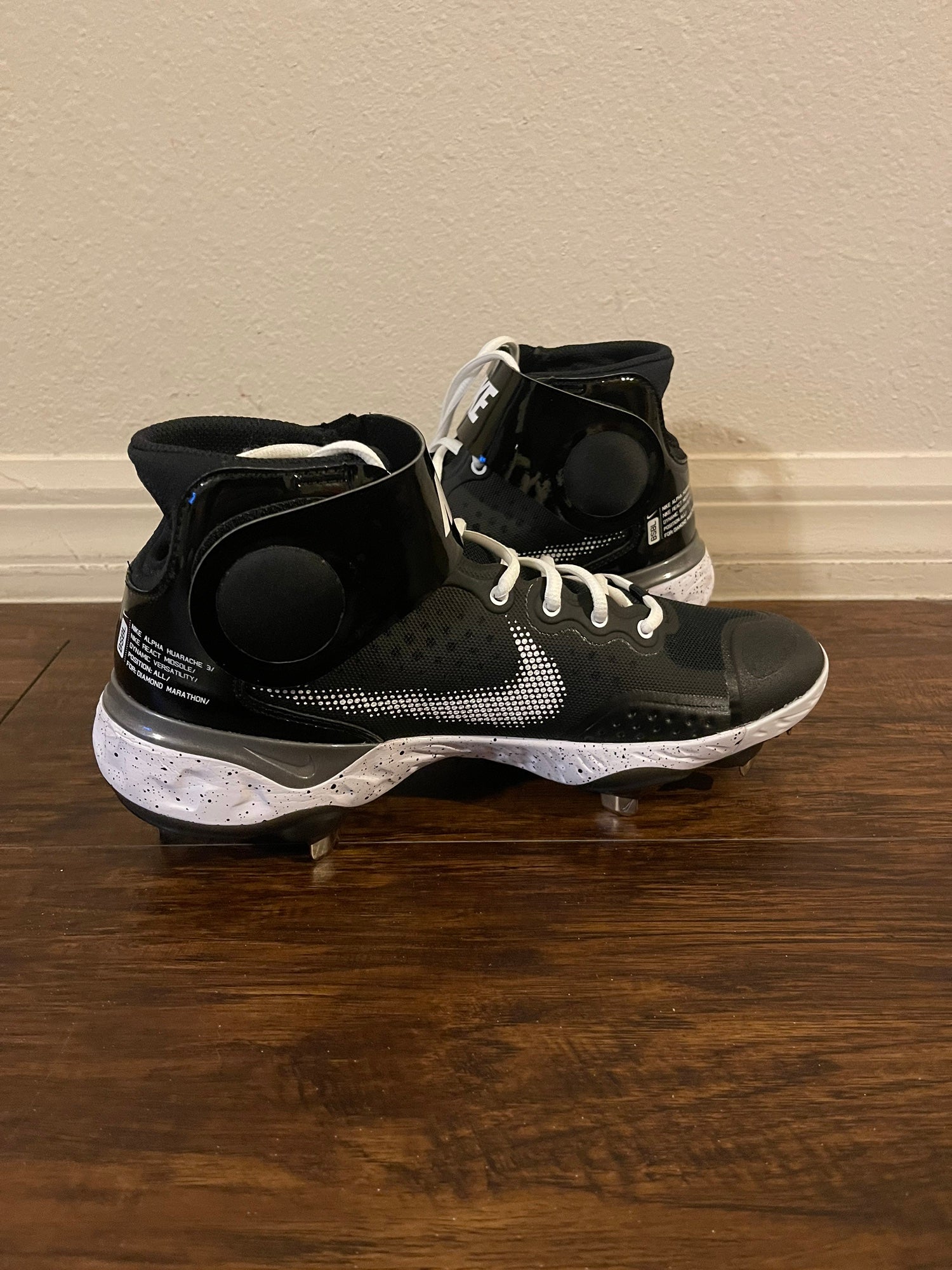 NEW Nike Alpha Huarache Elite 3 Mid Baseball Cleats White Black size 7.5 Nike Alpha Huarache Elite 3 Mid Black White CK0745-011 Men main image 4
