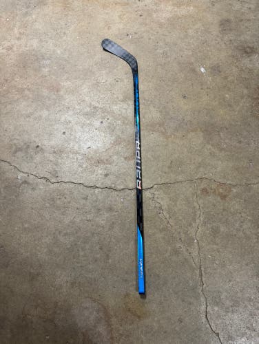 Senior Left Hand P92  Nexus Sync Hockey Stick