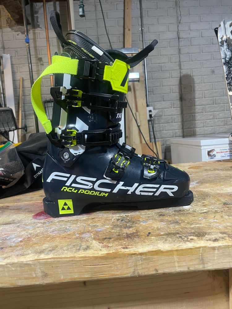USED-Fischer RC4 Podium GT 110 VFF downhill ski boots 27.5 alpine race