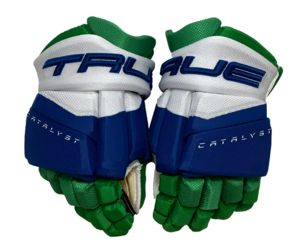 True Catalyst Pro Custom Hartford Whalers Hockey Gloves