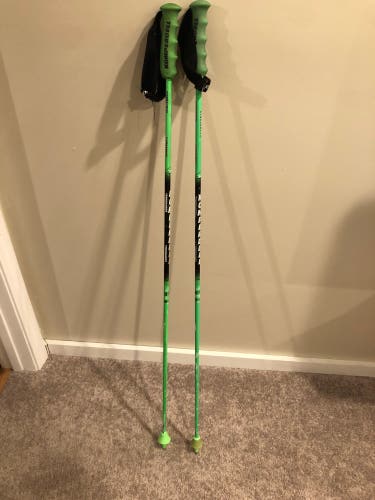Used Straight Komperdell Carbon GS Pole