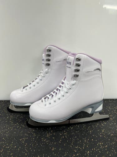 New Jackson Ultima D Adult 9 JS180 Figure Skates
