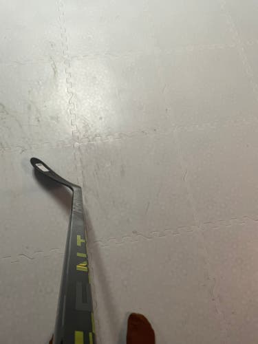 Senior Left Hand P28  Ag5nt Hockey Stick