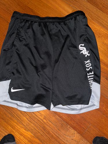 Nike White Sox Gym Shorts - Large