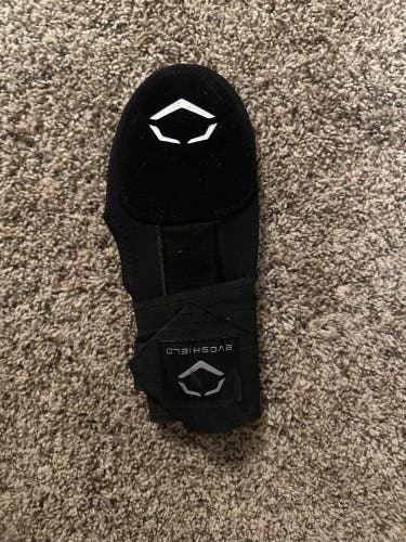 Black Used Senior EvoShield Sliding Mitt Right Hand