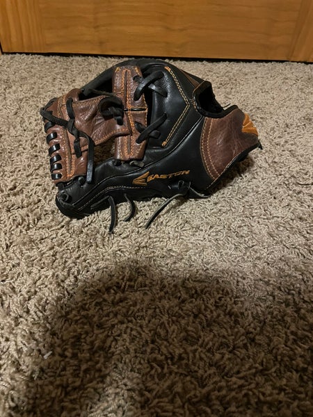 Infield 11" Mako Baseball Glove