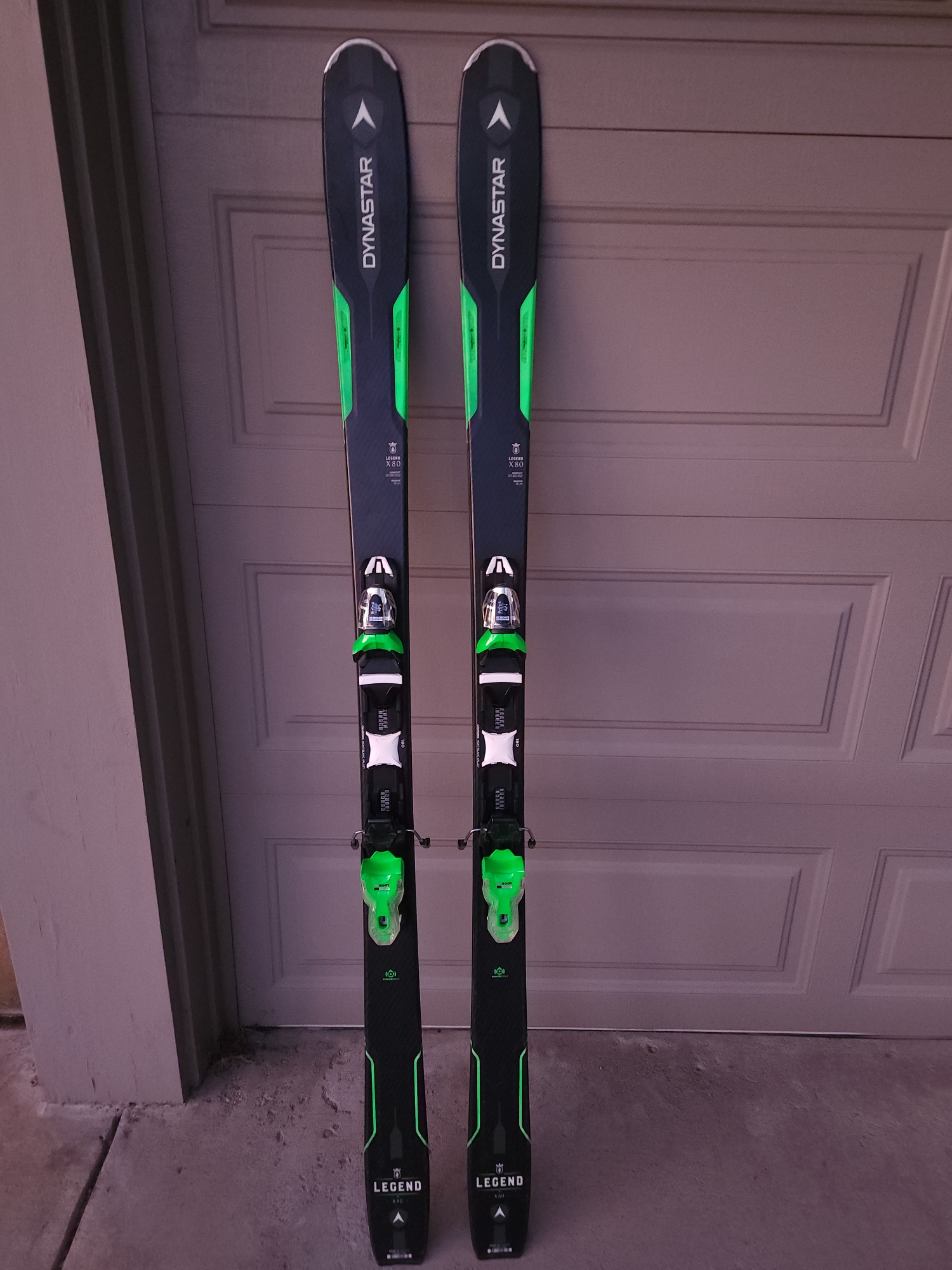 Used Men's 2019 Dynastar 180 cm All Mountain legend x80 Skis With Bindings Max Din 11